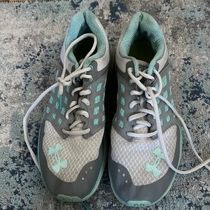 Under armor size 11 sneakers